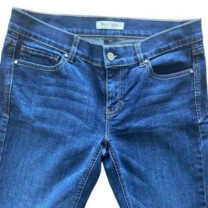 White House Black Market Noir 6 Bootcut Jean - Size 6